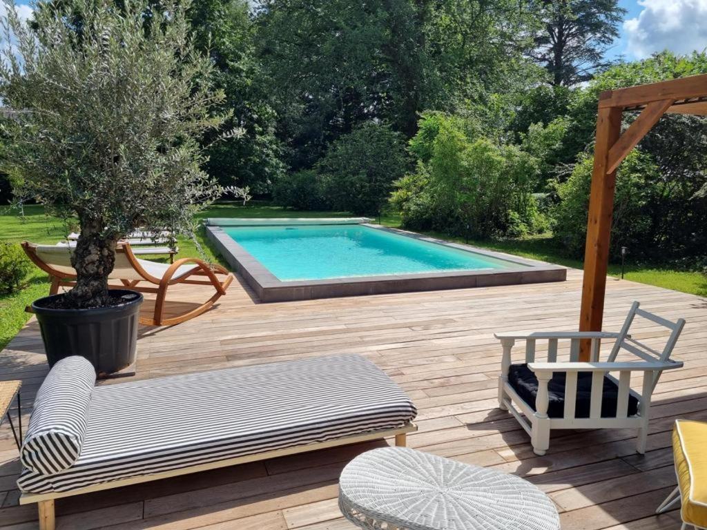 Villa Mura Gite Luxe Avec Piscine Et Spa Campagne Et Grand Air Nouvelle Aquitaine Correze Neuvic  Exterior photo