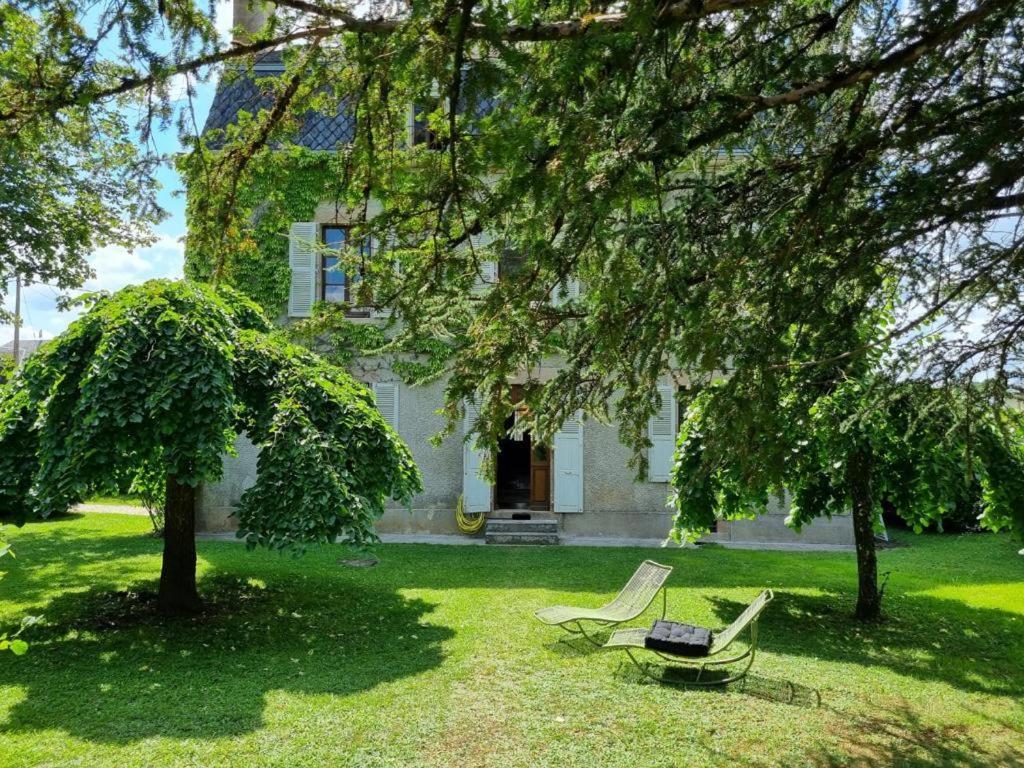 Villa Mura Gite Luxe Avec Piscine Et Spa Campagne Et Grand Air Nouvelle Aquitaine Correze Neuvic  Exterior photo